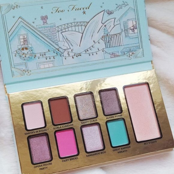 Too Faced Christmas Around the World Limited Edition Collection - Picture 3 of 8